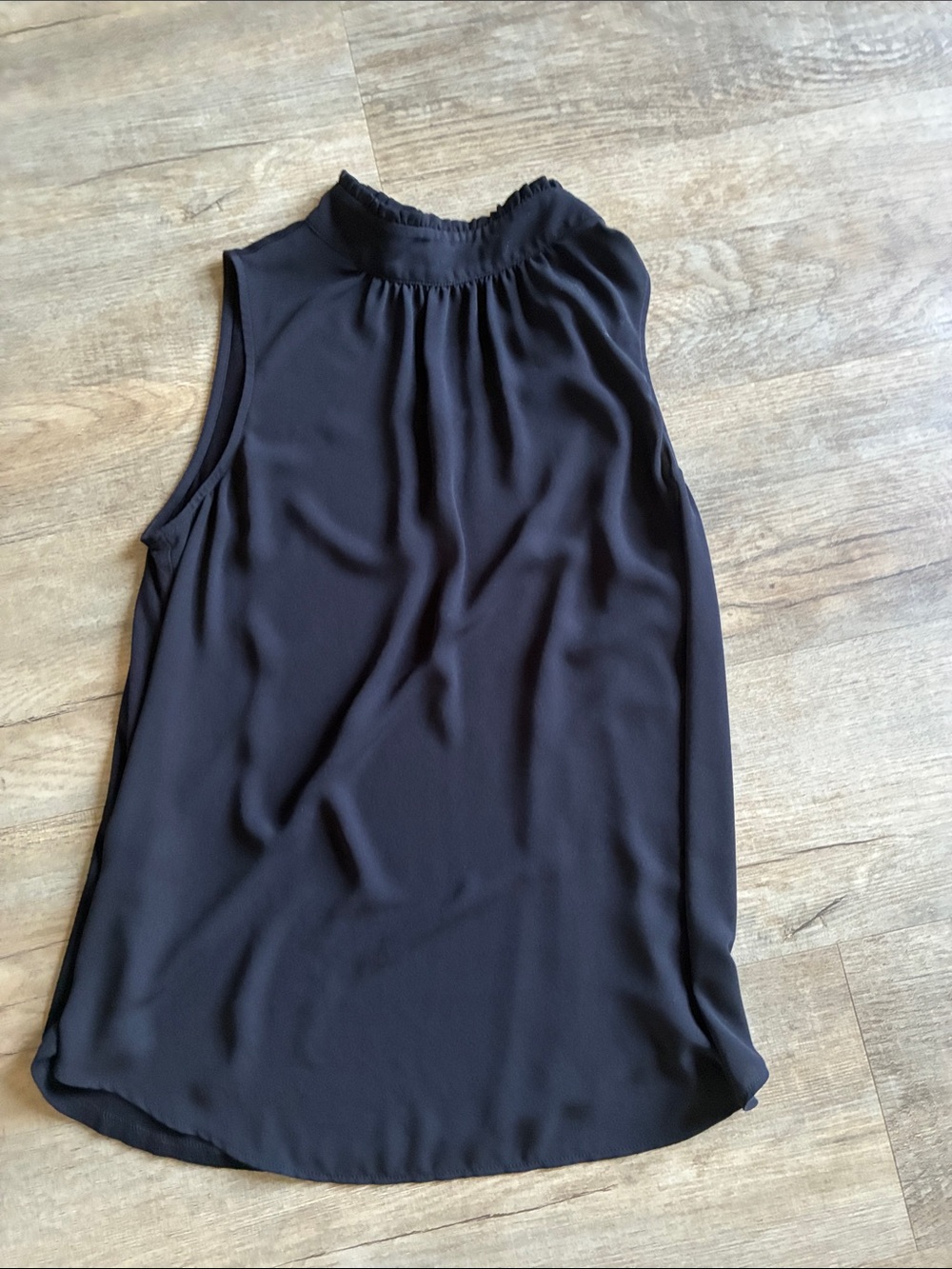 Loft Small Black Sleeveless Mock-Neck Women’s Top